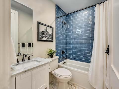 15BR Boston Entire Building | 3 Living Spaces photo 18