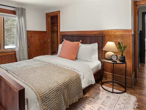 Spacious 5BR Stowe Resort | Forest & River Views photo 19