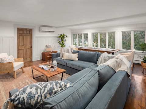 4BR Vermont Condo | Stowe Mountain & River Access photo 11
