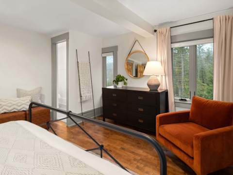 4BR Vermont Condo | Stowe Mountain & River Access photo 21