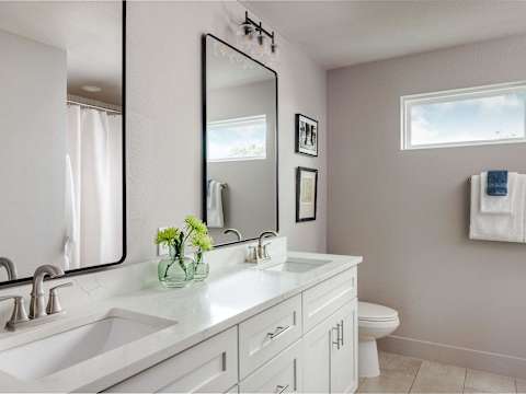 10BR East Austin Combo | Private Pool & Game Rooms photo 28