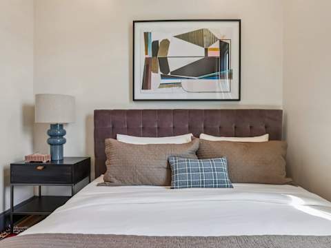 14BR Downtown Combo & Shared Seasonal Pool photo 22