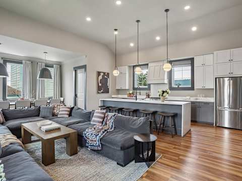 14BR Downtown Combo & Shared Seasonal Pool photo 68