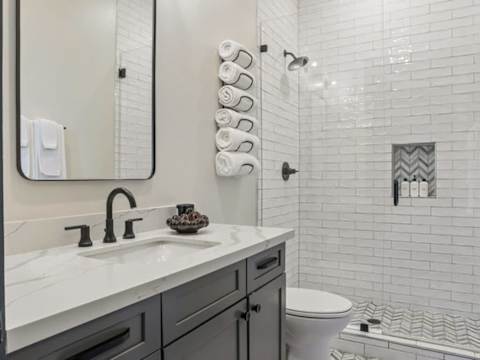 Luxe 19BR Combo & Private Backyard with Pool photo 68