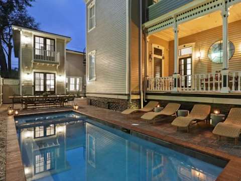 Modern Queen Anne Victorian, Forsyth Park photo 1