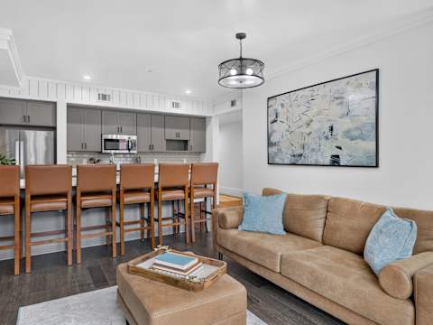 Contemporary Condo, Downtown Savannah photo 9