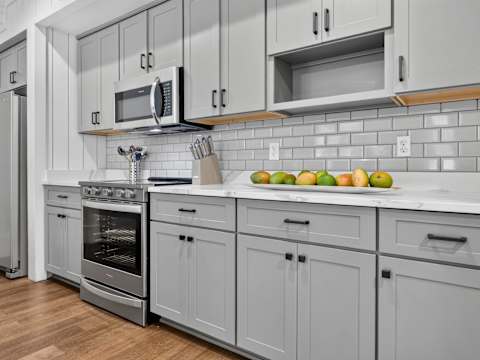 Contemporary Condo, Downtown Savannah photo 3
