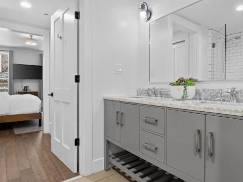 Contemporary Condo, Downtown Savannah photo 20