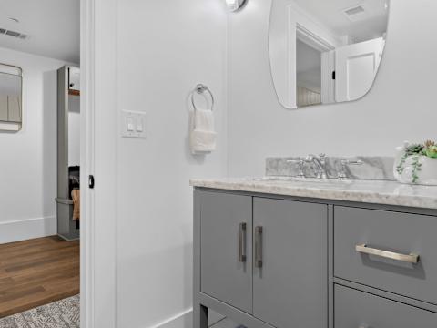Contemporary Condo, Downtown Savannah photo 25