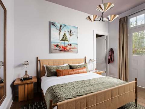 Luxury Home on Magazine, Shared Heated Pool & Spa photo 13