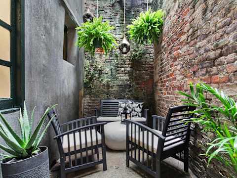 Whole 41BR NOLA Building | French Quarter 9 Suites photo 146