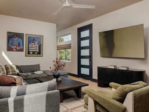 Two Luxury Austin Homes, Hot Tubs & 10 Bedrooms photo 10