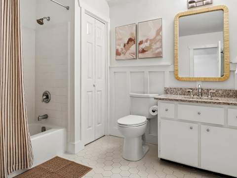 4BR Savannah Retreat | Private Pool, Grill & Garden photo 23