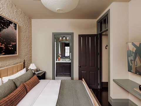 6BR CBD Condo Duo, Walk to French Quarter photo 16