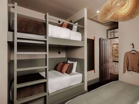 6BR CBD Condo Duo, Walk to French Quarter photo 27