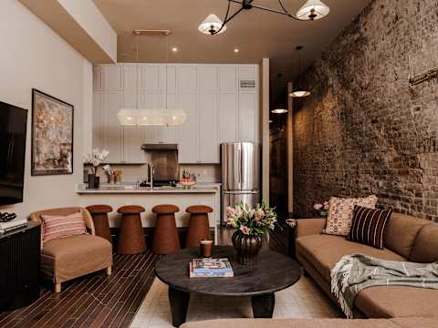 Bright 5BR CBD Condos, Historic French Quarter photo 34