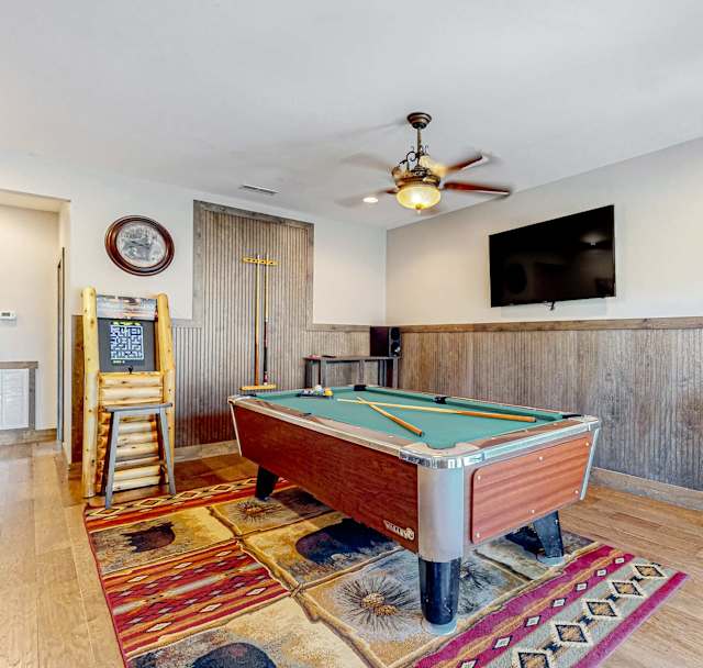 The Hilltop Chalet
