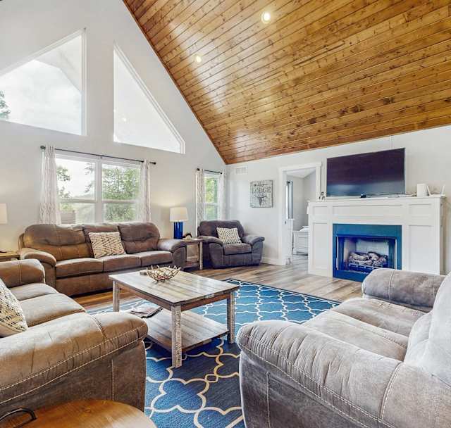 Laid Back Lodge