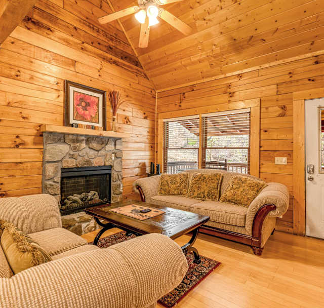 Arrowhead – Barefoot Landing Cabin