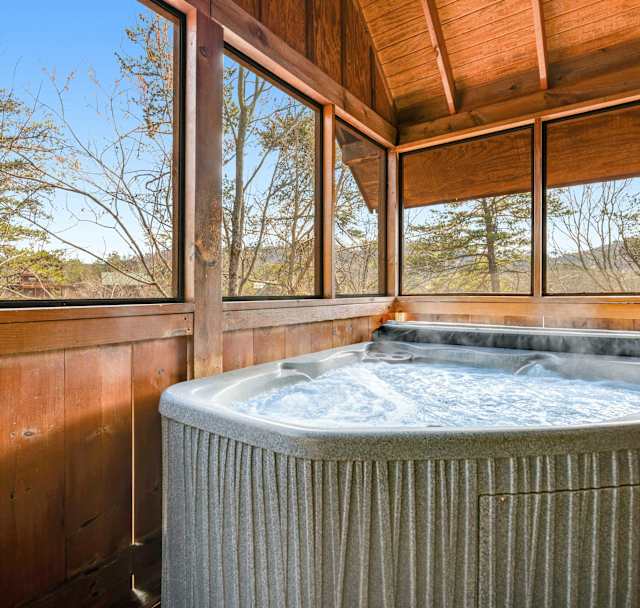 Arrowhead – Cuddly Bear Hideaway