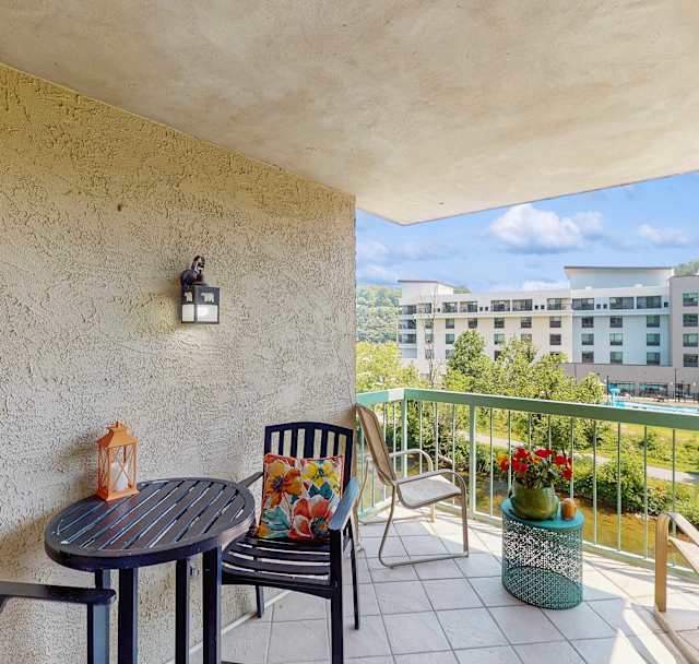 Rivers Edge Condo 407