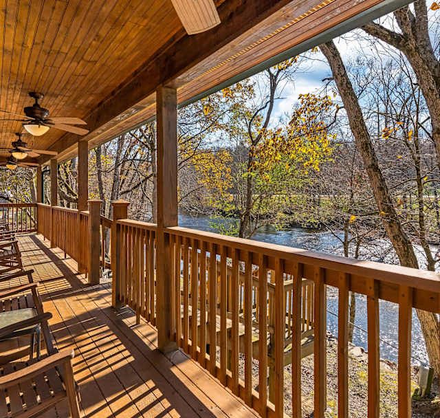 Waters Edge Cabin