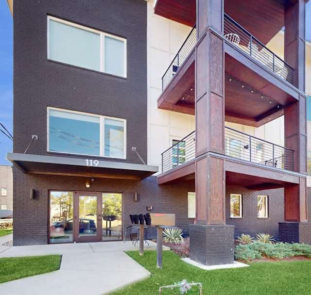 West End Living, Unit #305