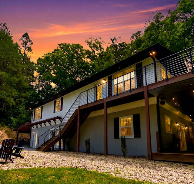 Smoky Pines Retreat