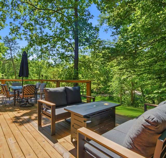 NautiPine Lodge