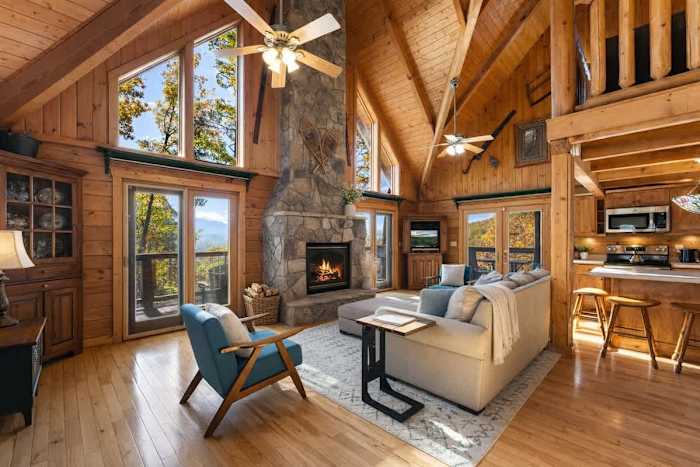 Luxury Gatlinburg Family Cabin Retreat with Views photo 2
