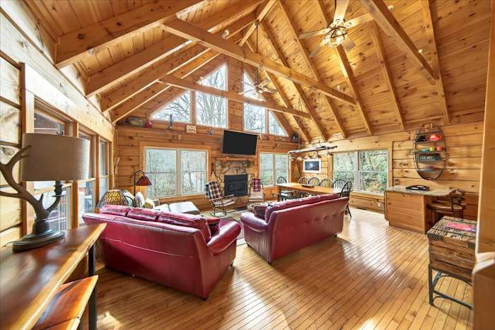 Luxury Cabin 1000 ft to Gatlinburg + all amenities photo 4