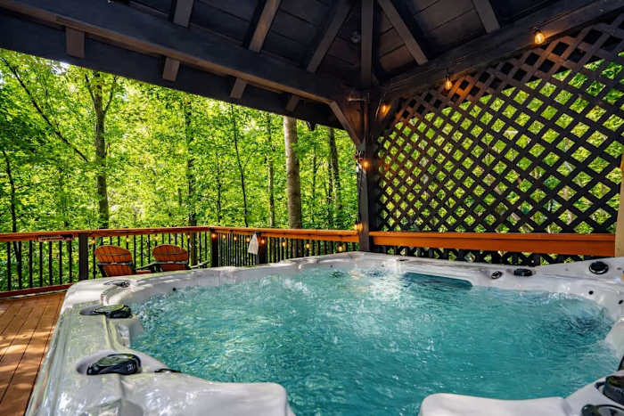 Gatlinburg Cabin w/ Hot Tub & Mountain Views photo 4