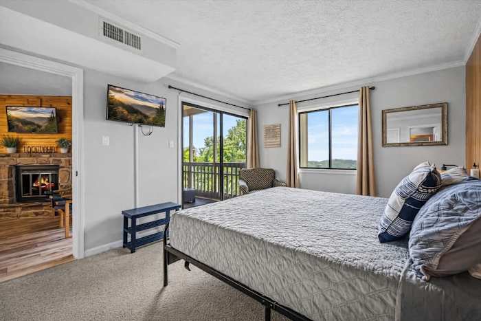 Luxe Family Ski View Condo Perfect 2BR Gatlinburg photo 5