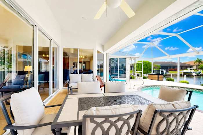 Waterfront Oasis photo 4