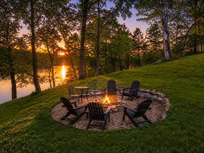 The Luxe Knoxville Lake House photo 2