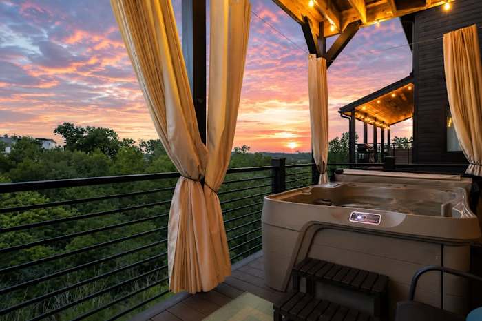 Ultimate Luxury 5 BR Cabin with indoor Pool photo 3