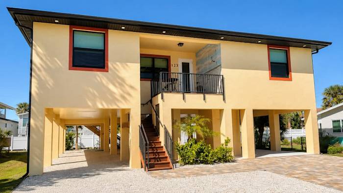 Luxury Ft Myers Beach House photo 2