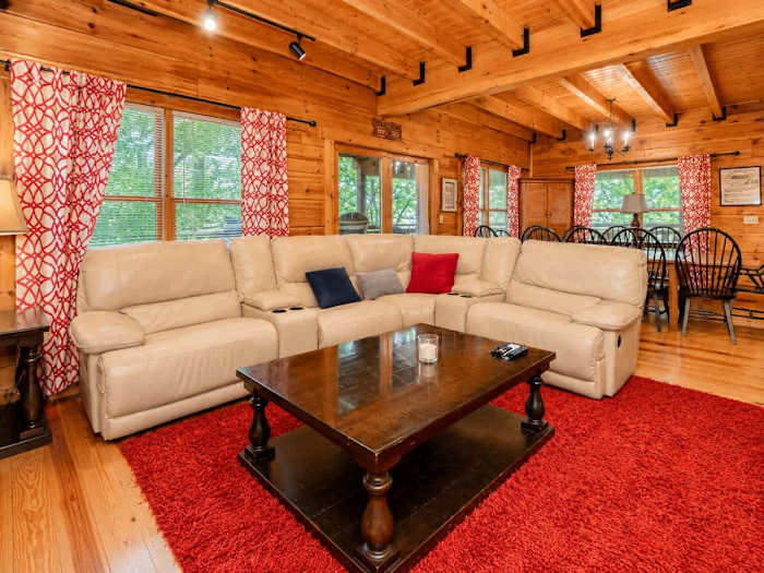 Luxury Cabin with Hot Tub photo 4