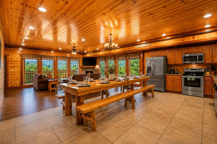 Luxury Cabin with Indoor Pool photo 4