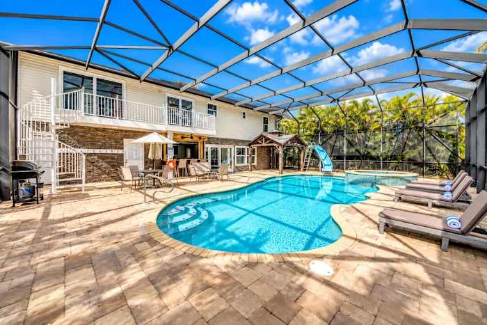 Canal Oasis with Pool Spa Outdoor Kitchen photo 4