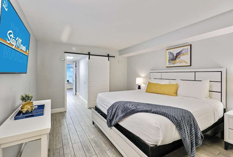 Vermosa — Boardwalk Oceanfront Tower