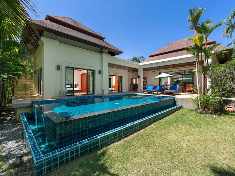Traditional Thai 2BR villa in Baan Bua Estate