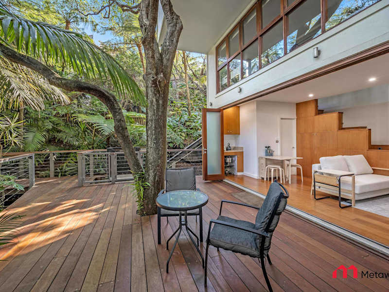 Stylish Loft Studio with Garden in Seaforth