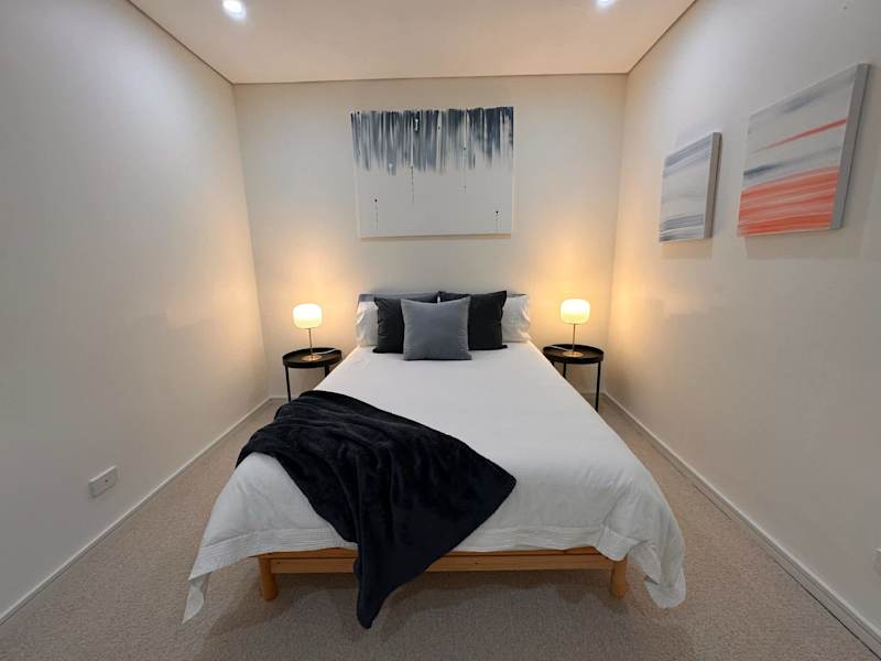 Spacious Apartment – 6km to CBD