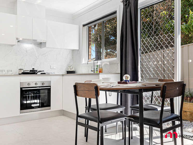 Modern 2BR Self-Contained Guest Suite