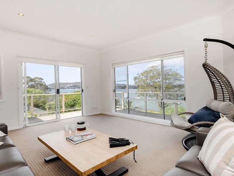 Stylish 2-Bedroom Home with Easy CBD Ac