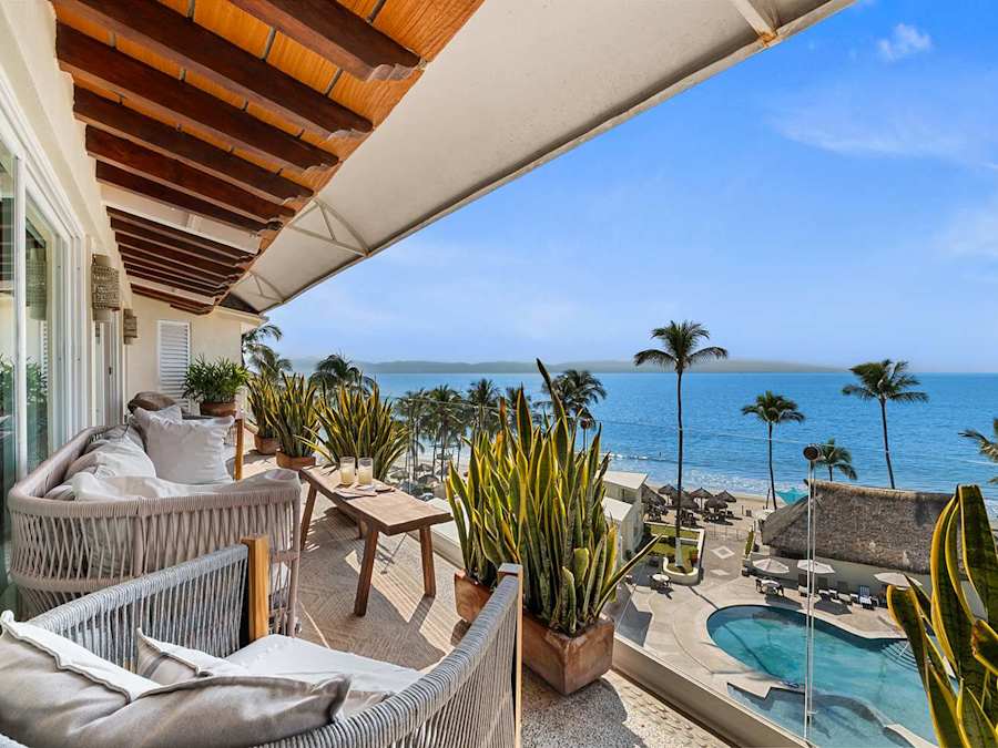 Penthouse frente al mar en la Zona Dorada