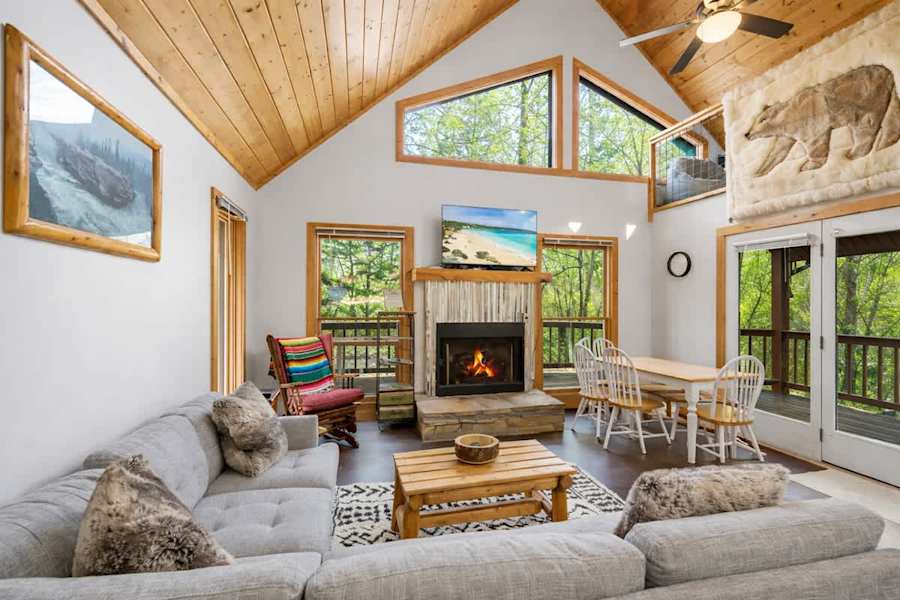 Hidden Wears Valley Family Retreat