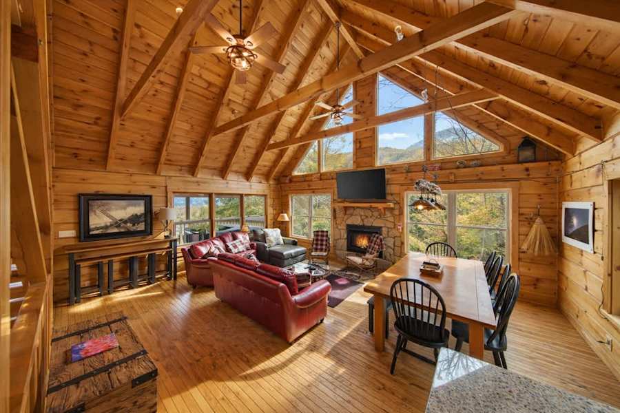 Luxury Cabin 1000 ft to Gatlinburg + all amenities