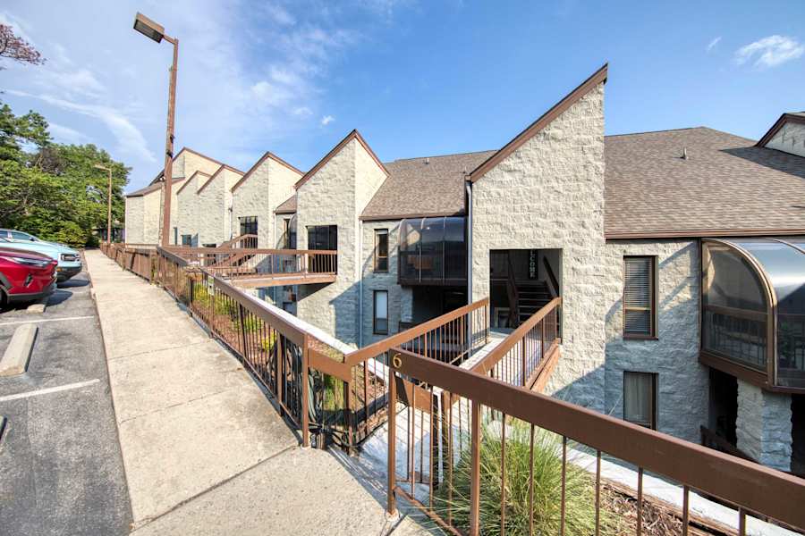 Perfect Mountain View Family Condo 1000ft to Ober